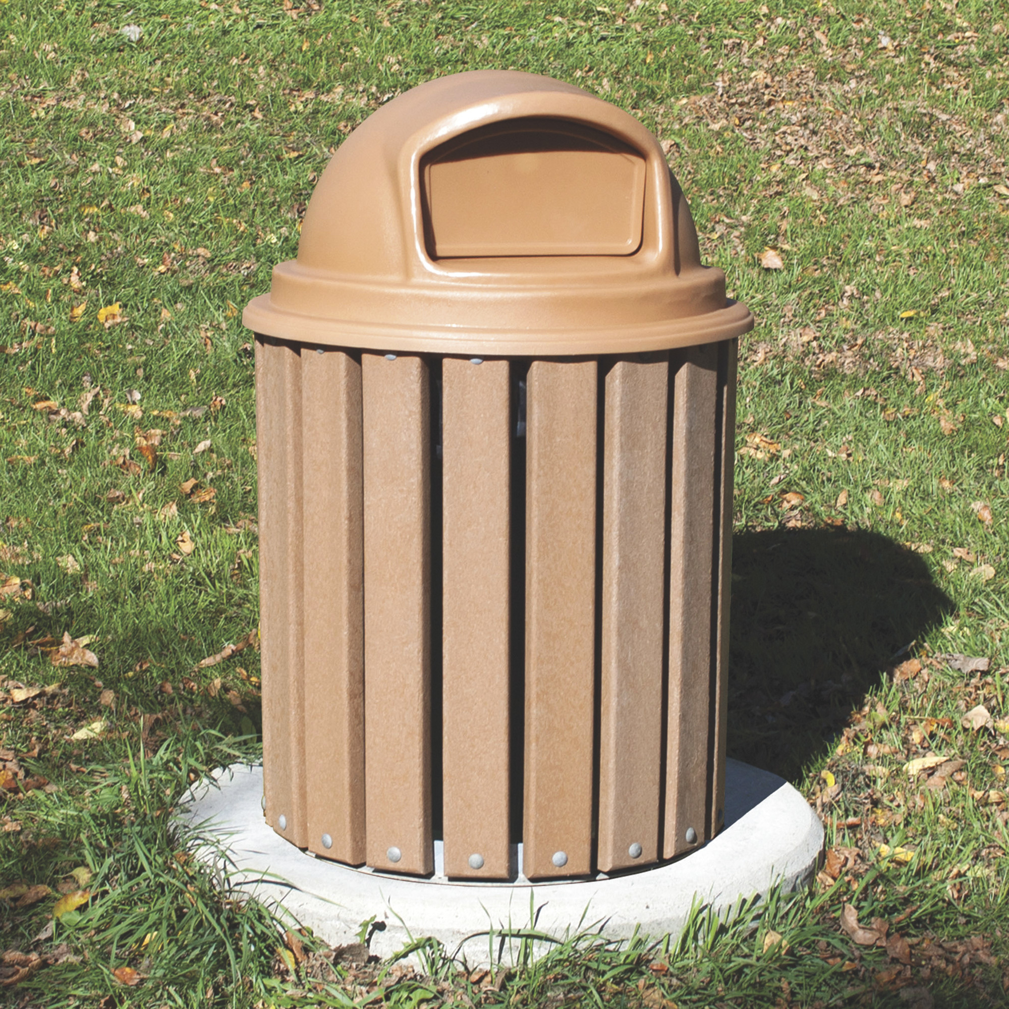Pilot Rock Plastic Trash Receptacle, 32-Gallon, Cedar, Model# TRH/G-32PC24 KIT
